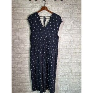 Women’s Blue Ditsy Floral Smocked Waist Midi Dress V-Neck Tie Back Short Sleeve